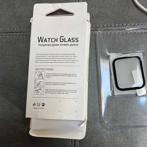 Apple Watch 3 with GPS + Cellular - Picture 6 of 9